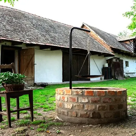 Piri Vendeghaz * Szokolya