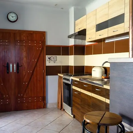 Piri Vendeghaz Apartament